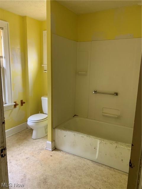 79 W Burns Ave, Akron, OH 44310 photo 16