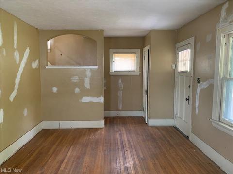 79 W Burns Ave, Akron, OH 44310 photo 12