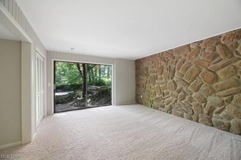 5700 Ledgebrook Ln, Solon, OH 44139 photo 23