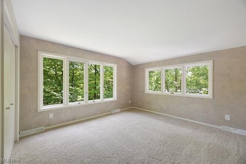 5700 Ledgebrook Ln, Solon, OH 44139 photo 21