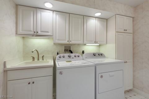 5700 Ledgebrook Ln, Solon, OH 44139 photo 27