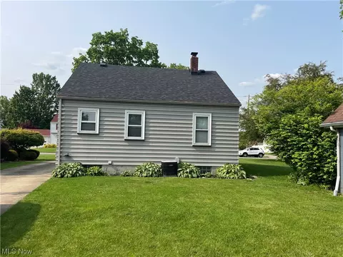 186 Harvey St, Struthers, OH 44471 photo 26