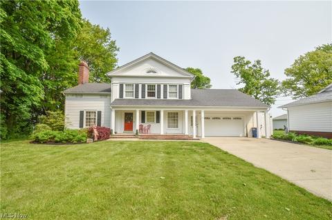 2521 Walnut Blvd, Ashtabula, OH 44004 photo 1