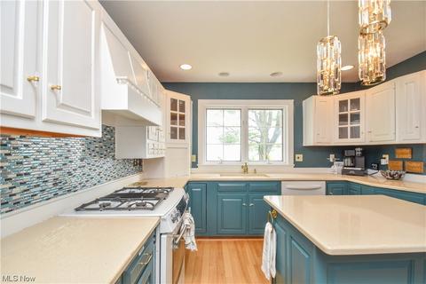 2521 Walnut Blvd, Ashtabula, OH 44004 photo 3