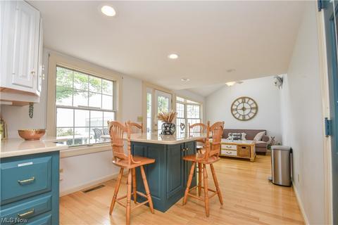 2521 Walnut Blvd, Ashtabula, OH 44004 photo 5