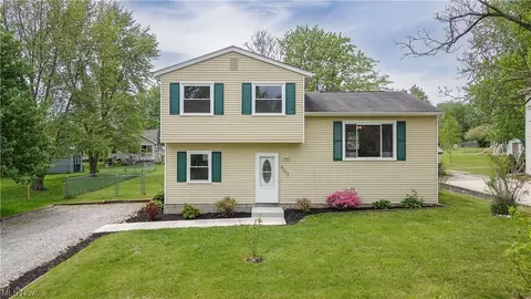 9017 Store Dr, Windham, OH 44288 photo 1