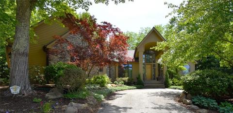 438 Eagles Pointe, Chagrin Falls, OH 44023 photo 1