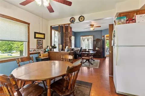 229 Marion Ave, Struthers, OH 44471 photo 10