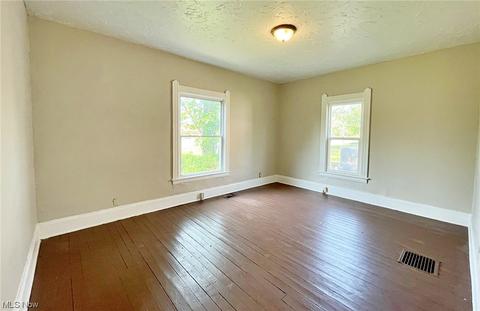 314 16th St, Elyria, OH 44035 photo 7