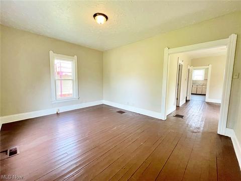 314 16th St, Elyria, OH 44035 photo 9