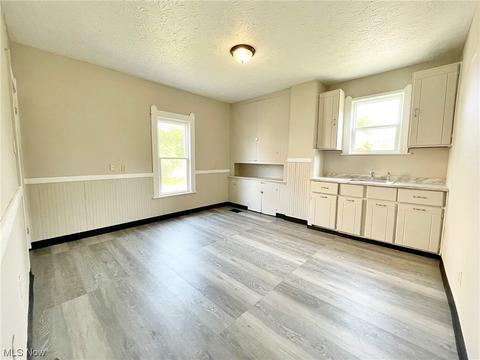 314 16th St, Elyria, OH 44035 photo 13