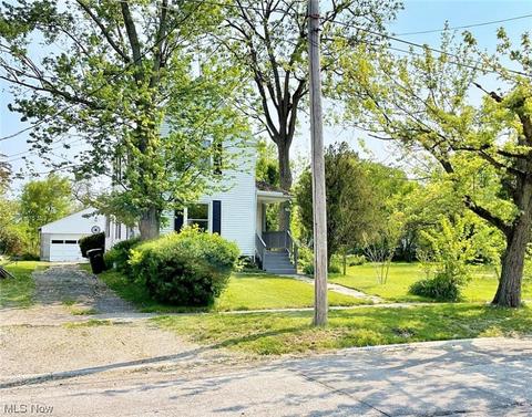 314 16th St, Elyria, OH 44035 photo 3