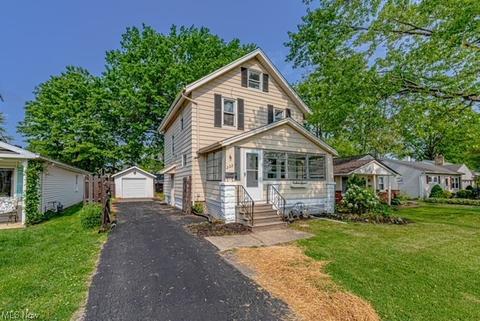 222 Longford Ave, Elyria, OH 44035 photo 2