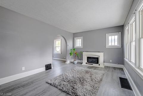 222 Longford Ave, Elyria, OH 44035 photo 4