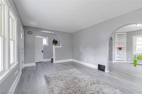 222 Longford Ave, Elyria, OH 44035 photo 6