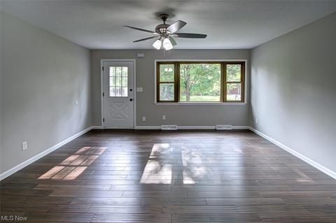 7404 Geauga St, Solon, OH 44139 photo 4