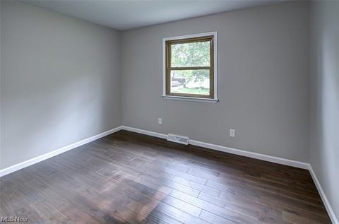 7404 Geauga St, Solon, OH 44139 photo 13