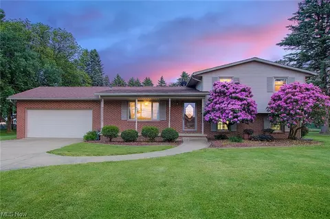 7382 Cheryl Ln NW, Massillon, OH 44646