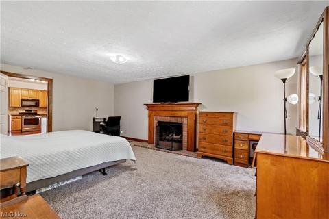 7635 Del Corso Ave, Canton, OH 44721 photo 16