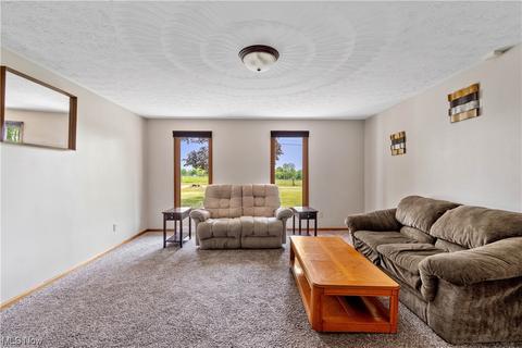 7635 Del Corso Ave, Canton, OH 44721 photo 12