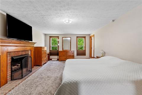 7635 Del Corso Ave, Canton, OH 44721 photo 15