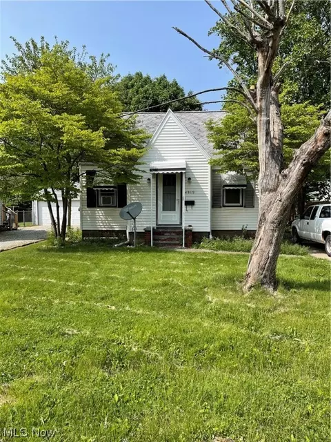 4919 Yukon St NW, Canton, OH 44708
