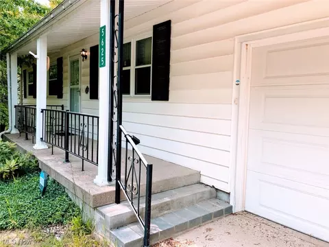 5625 Donna Dr, Ashtabula, OH 44004 photo 6