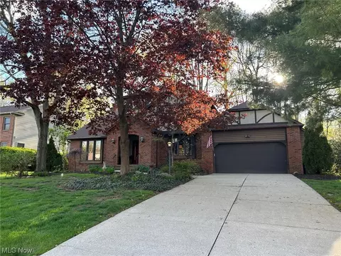 118 Lethbridge Cir, Copley, OH 44321 photo 1