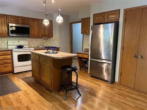118 Lethbridge Cir, Copley, OH 44321 photo 17