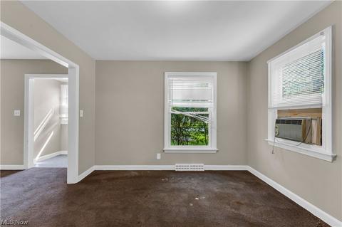 2050 E 228th St, Euclid, OH 44117 photo 7