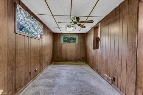 2050 E 228th St, Euclid, OH 44117 photo 15