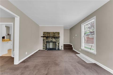 2050 E 228th St, Euclid, OH 44117 photo 5