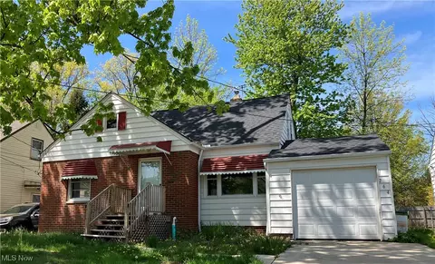 264 E 242nd St, Euclid, OH 44123 photo 1