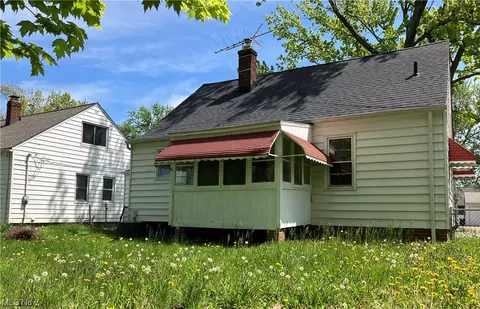 264 E 242nd St, Euclid, OH 44123 photo 25