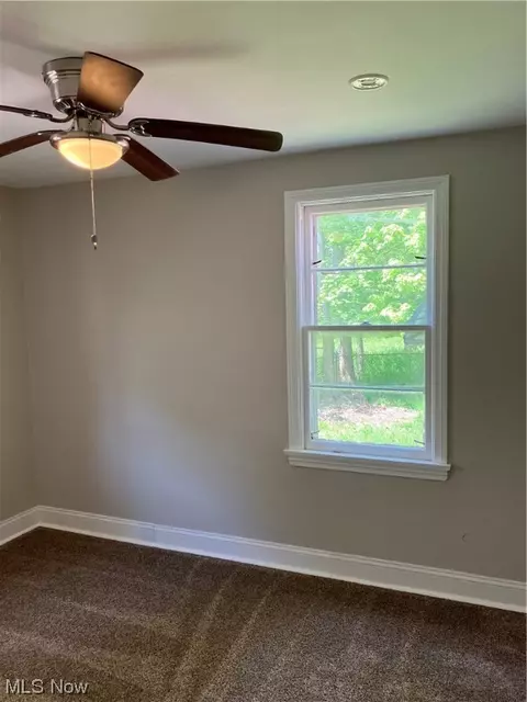 264 E 242nd St, Euclid, OH 44123 photo 12