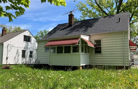 264 E 242nd St, Euclid, OH 44123 photo 25