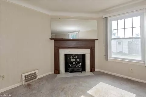 521 E 266 St, Euclid, OH 44132 photo 6