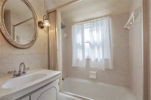 521 E 266 St, Euclid, OH 44132 photo 20