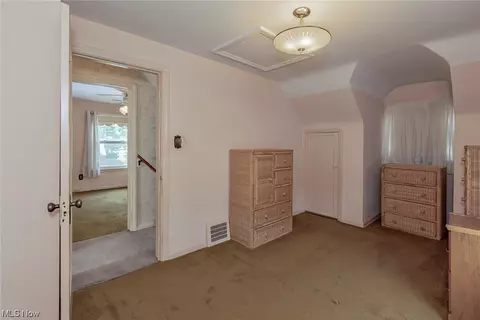 521 E 266 St, Euclid, OH 44132 photo 23