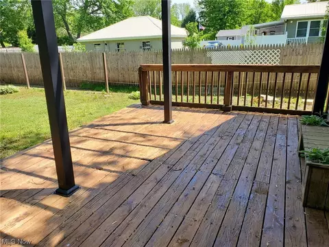 3028 Dickenson Rd, Ashtabula, OH 44004 photo 6