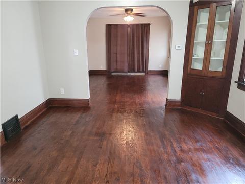 29137 Norman Ave, Wickliffe, OH 44092 photo 5