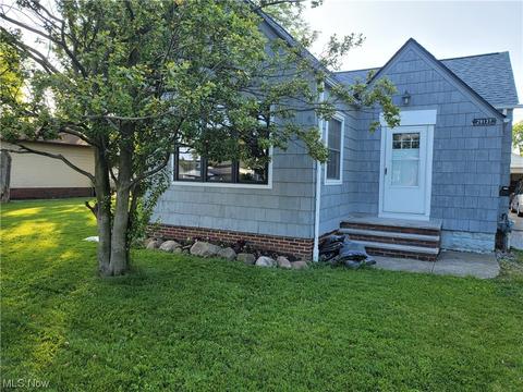 29137 Norman Ave, Wickliffe, OH 44092 photo 1