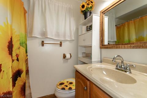 30136 Barjode Rd, Willowick, OH 44095 photo 12
