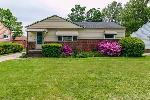 30136 Barjode Rd, Willowick, OH 44095 photo 1