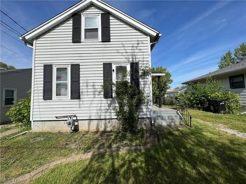 127 Edgewood St, Elyria, OH 44035 photo 1