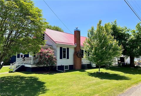 201 E Main St, Plainfield, OH 43836 photo 3