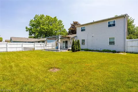 736 University Ave, Elyria, OH 44035 photo 8