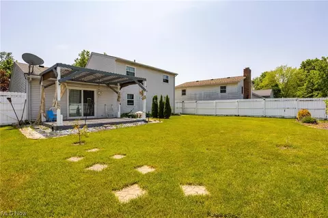 736 University Ave, Elyria, OH 44035 photo 6