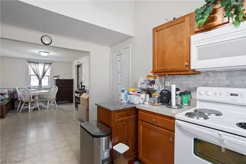 736 University Ave, Elyria, OH 44035 photo 16