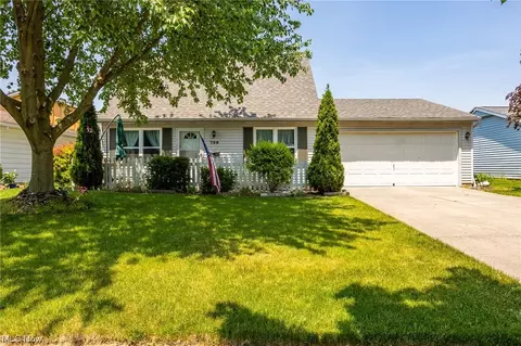 736 University Ave, Elyria, OH 44035 photo 2